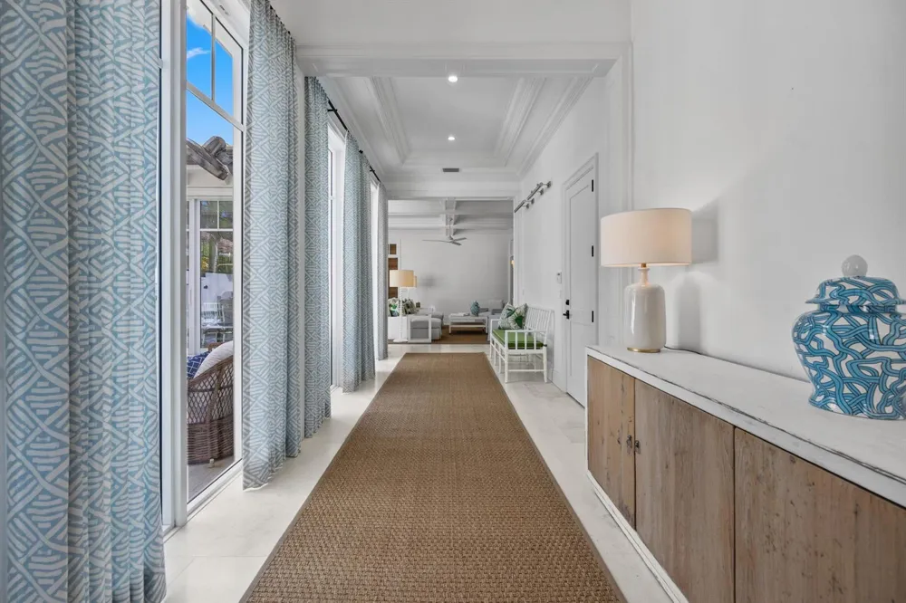 104 Lanitee Circle Jupiter, FL 33458