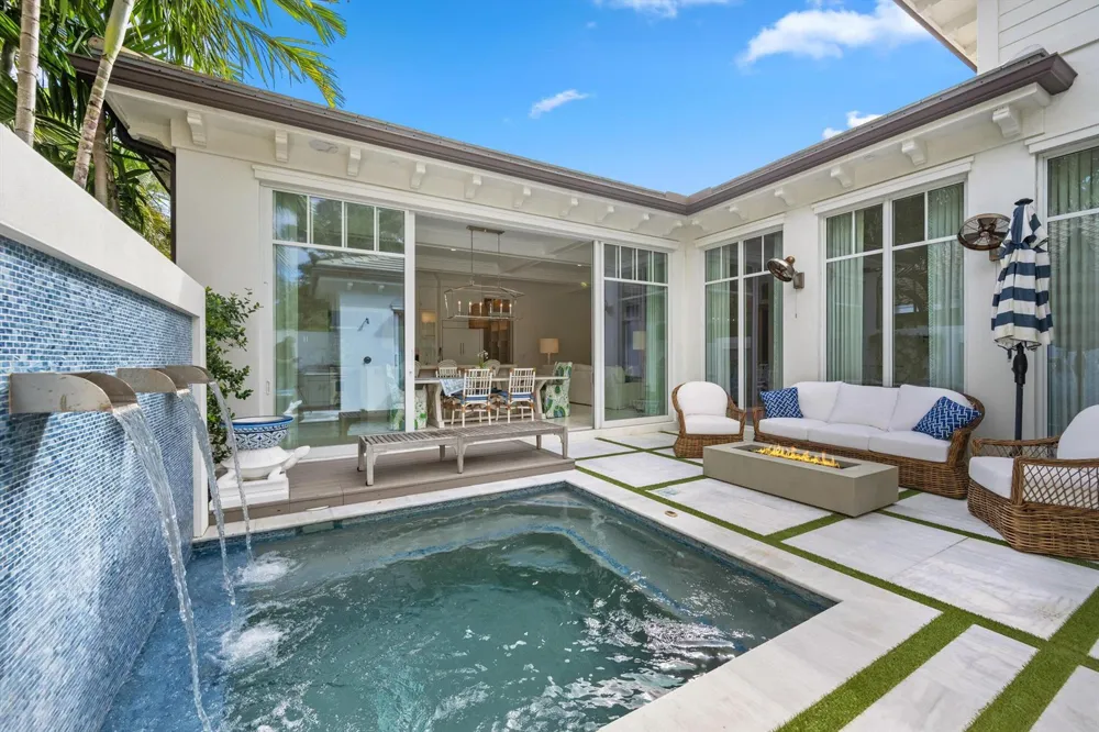 104 Lanitee Circle Jupiter, FL 33458