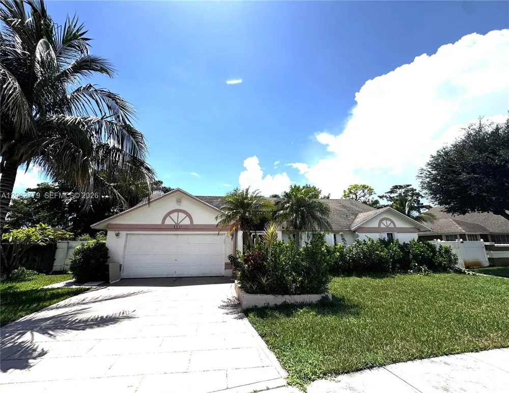 110 Hemingway Ct Royal Palm Beach, FL 33411