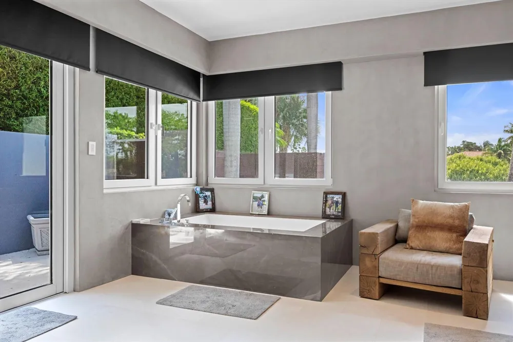 2440 Golf Brook Drive Wellington, FL 33414