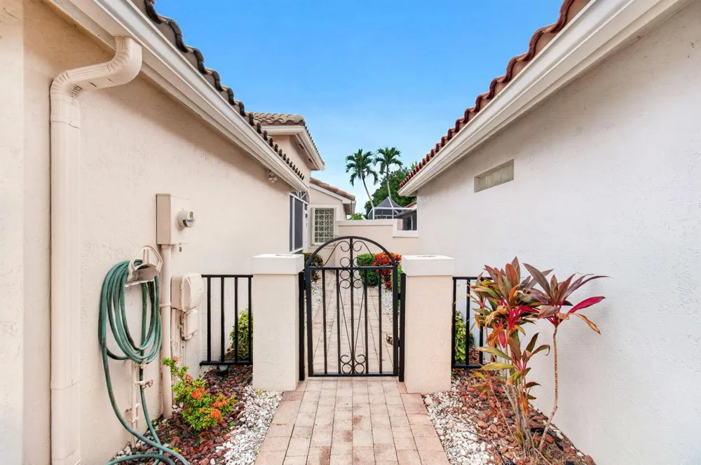 11537 Lawton Road Boynton Beach, FL 33437