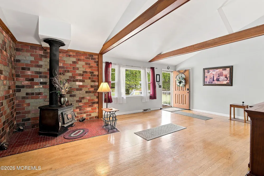 495 Cobain Road Jackson, NJ 08527