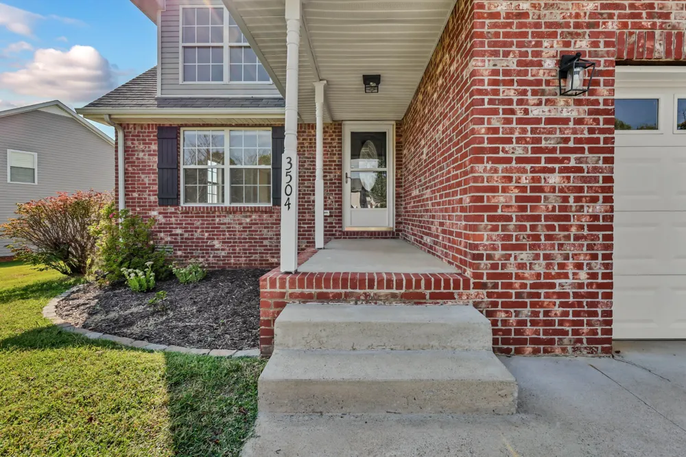 3504 Clover Hill Dr Clarksville, TN 37043