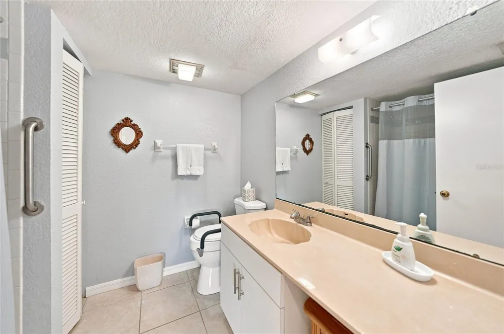449 ROYAL POINCIANA #311 Punta Gorda, FL 33955