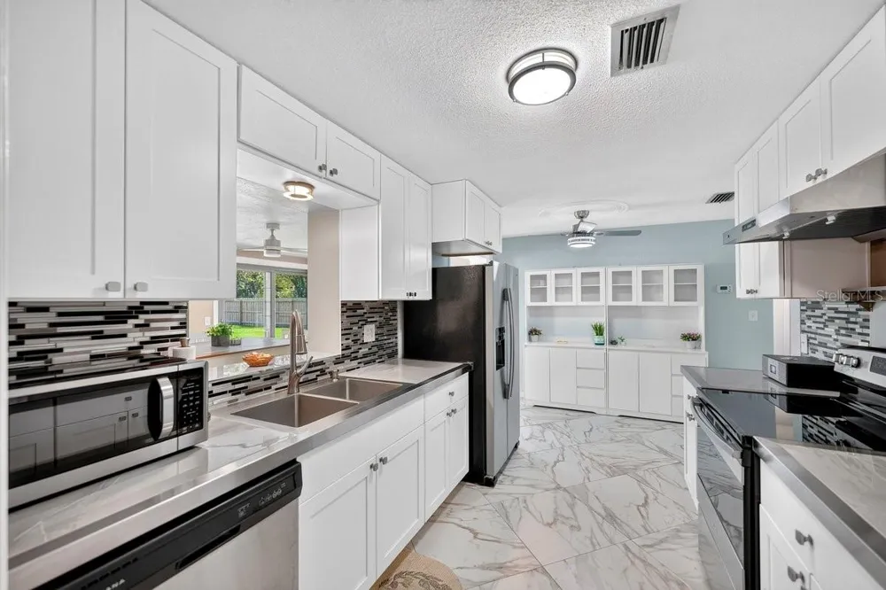 999 16TH STREET Edgewater, FL 32132