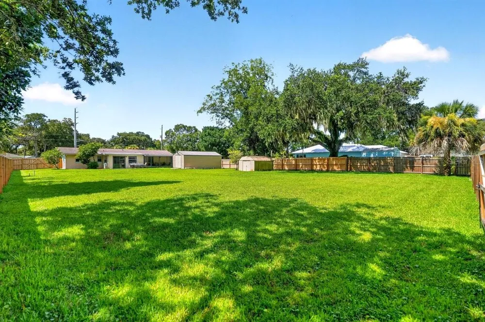 999 16TH STREET Edgewater, FL 32132