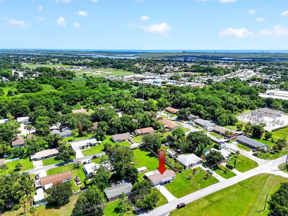 999 16TH STREET Edgewater, FL 32132
