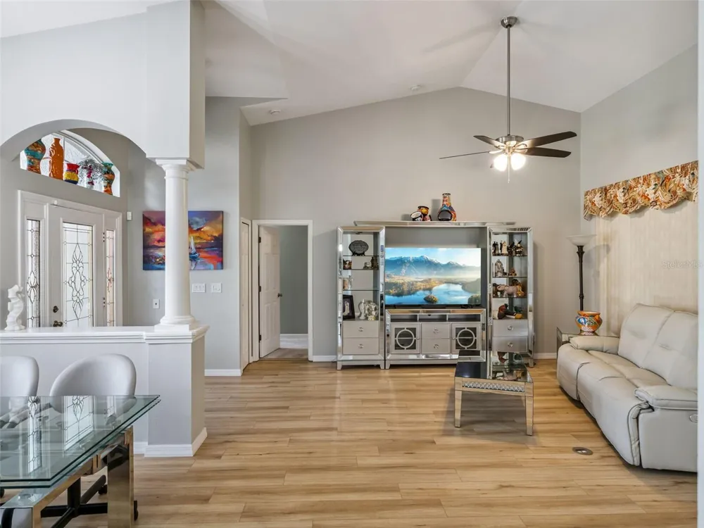 5602 SQUIRES DRIVE Leesburg, FL 34748
