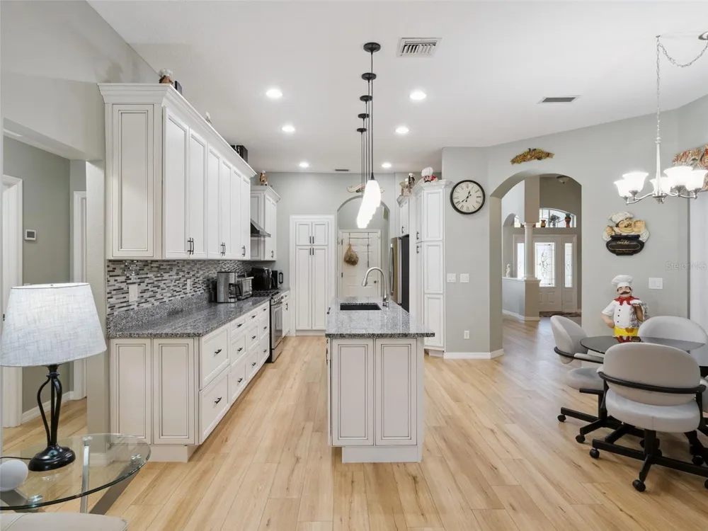 5602 SQUIRES DRIVE Leesburg, FL 34748