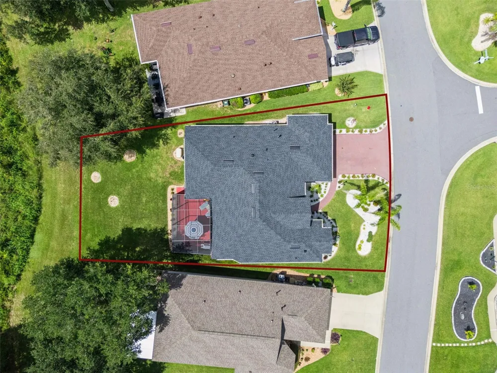 5602 SQUIRES DRIVE Leesburg, FL 34748