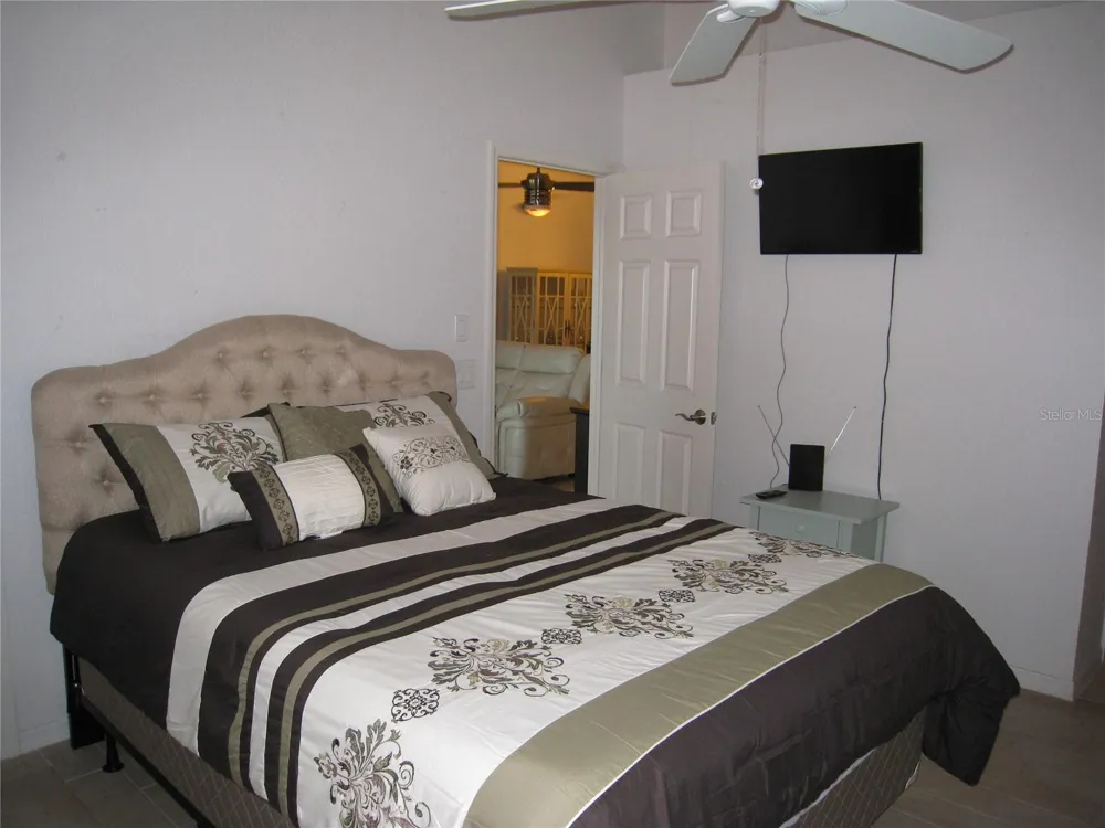 1512 RIO DE JANEIRO AVENUE #326 Punta Gorda, FL 33983