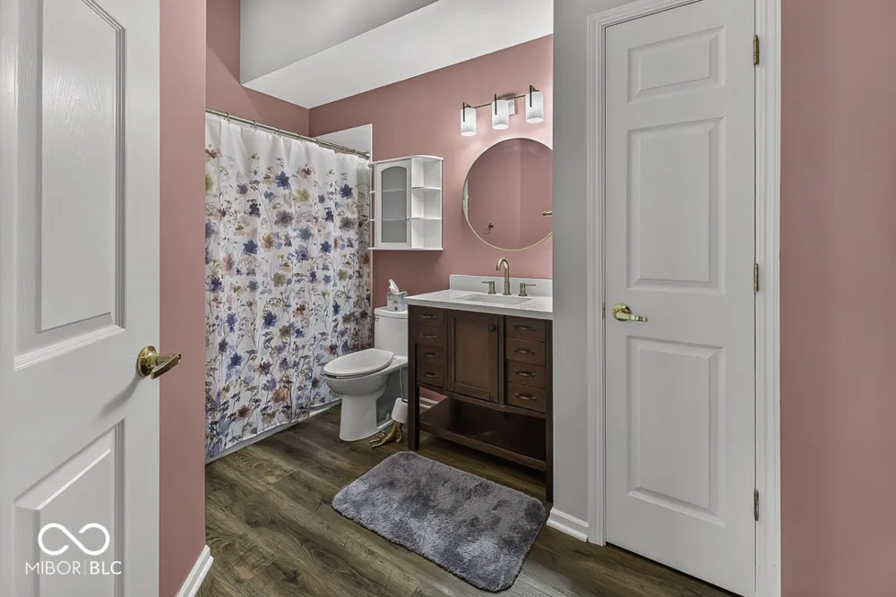 7323 Chapel Villas Lane #D Indianapolis, IN 46214