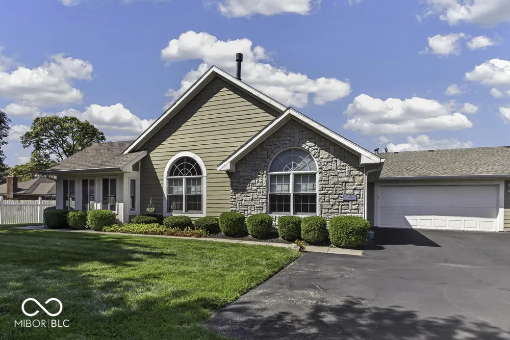 7323 Chapel Villas Lane #D Indianapolis, IN 46214