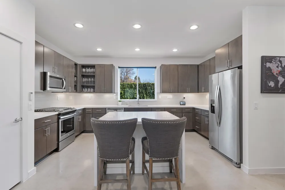 4020 Airport Boulevard #7 Austin, TX 78722