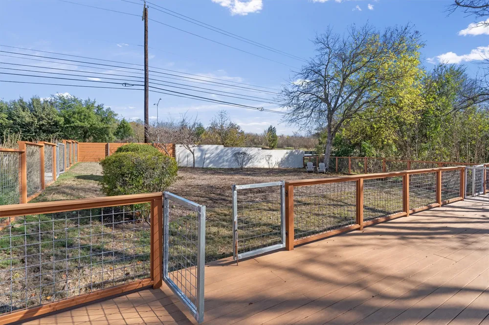 4020 Airport Boulevard #7 Austin, TX 78722