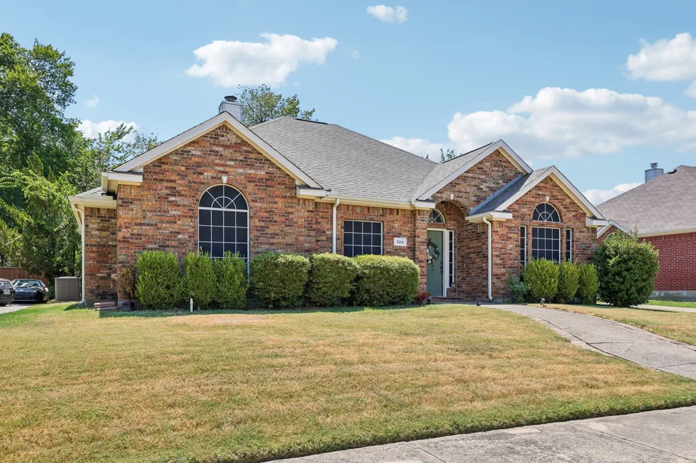 204 Sherwood Drive Murphy, TX 75094
