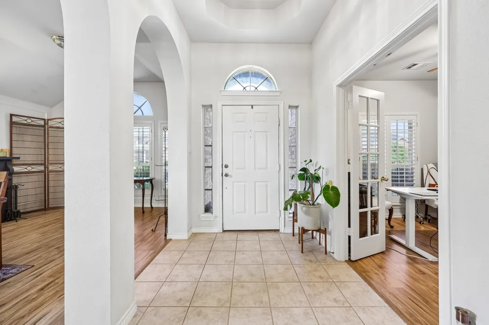 204 Sherwood Drive Murphy, TX 75094