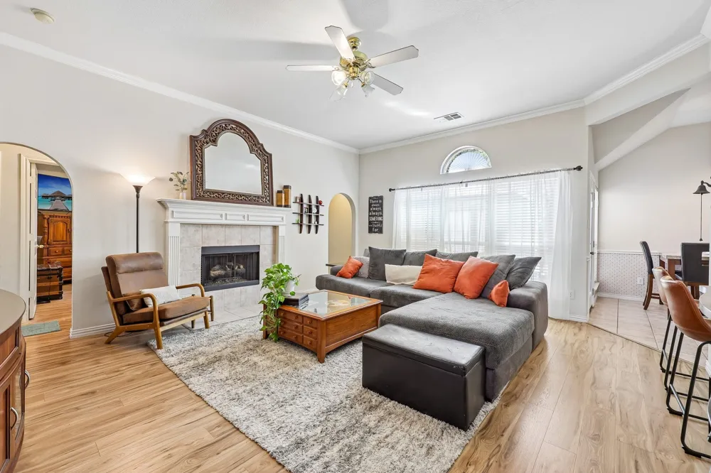204 Sherwood Drive Murphy, TX 75094
