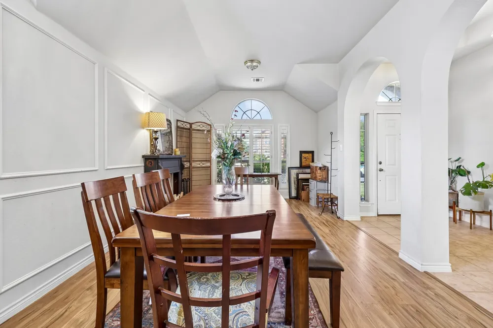 204 Sherwood Drive Murphy, TX 75094