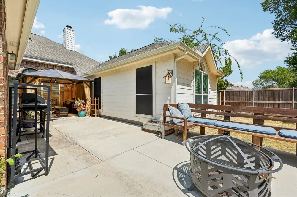 204 Sherwood Drive Murphy, TX 75094