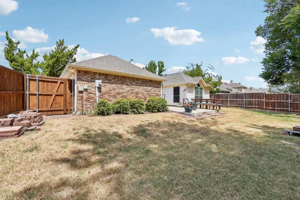 204 Sherwood Drive Murphy, TX 75094