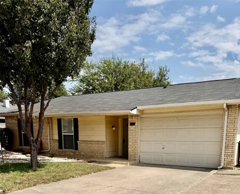 5312 Queens Court