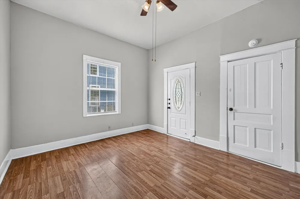 419 Grand Avenue #B Sherman, TX 75090