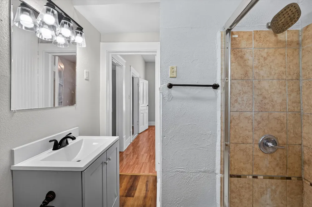 419 Grand Avenue #B Sherman, TX 75090