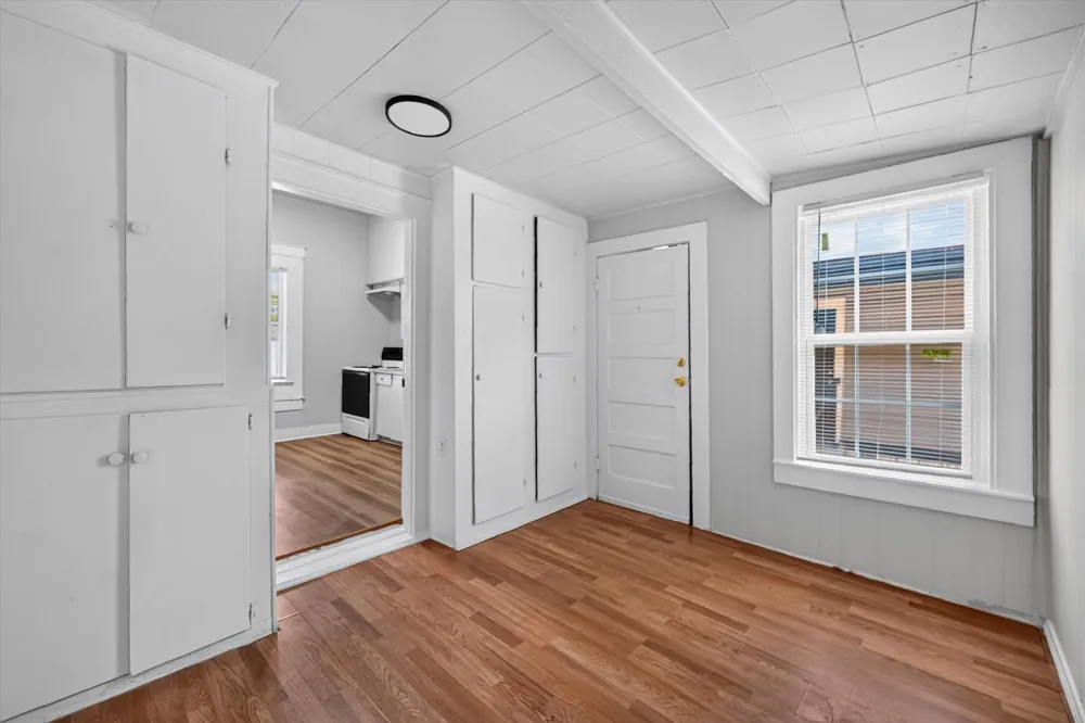 419 Grand Avenue #B Sherman, TX 75090