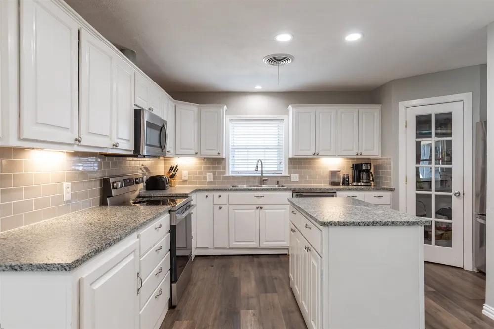 1842 Elmwood Drive Abilene, TX 79605