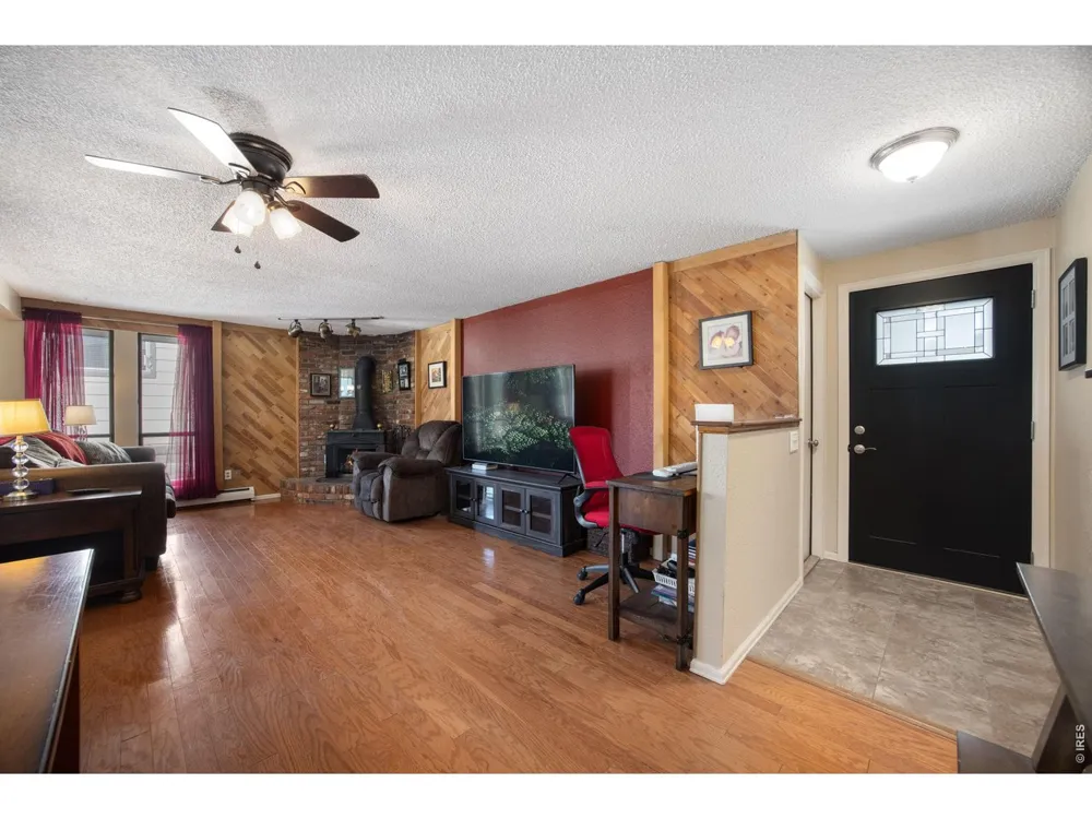 318 22nd Street SE Loveland, CO 80537