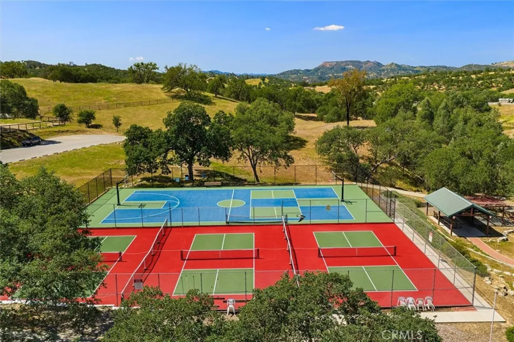 4440 Moccasin Paso Robles, CA 93446