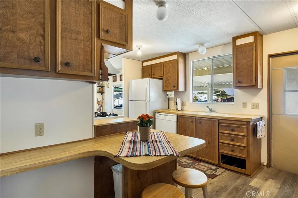 4440 Moccasin Paso Robles, CA 93446