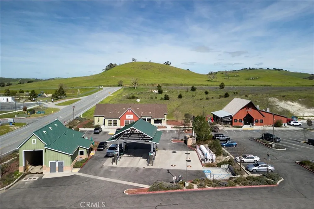 4440 Moccasin Paso Robles, CA 93446