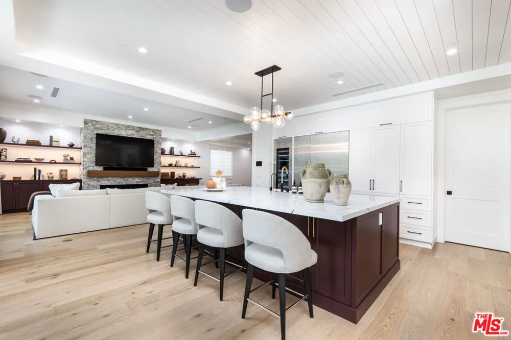1826 9th Street Manhattan Beach, CA 90266