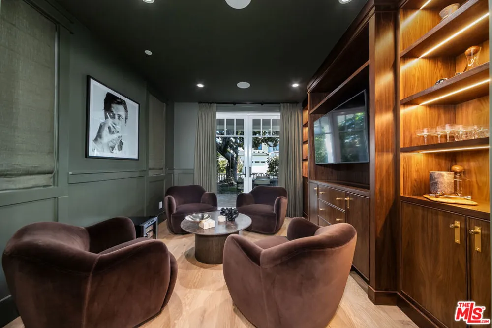 1826 9th Street Manhattan Beach, CA 90266