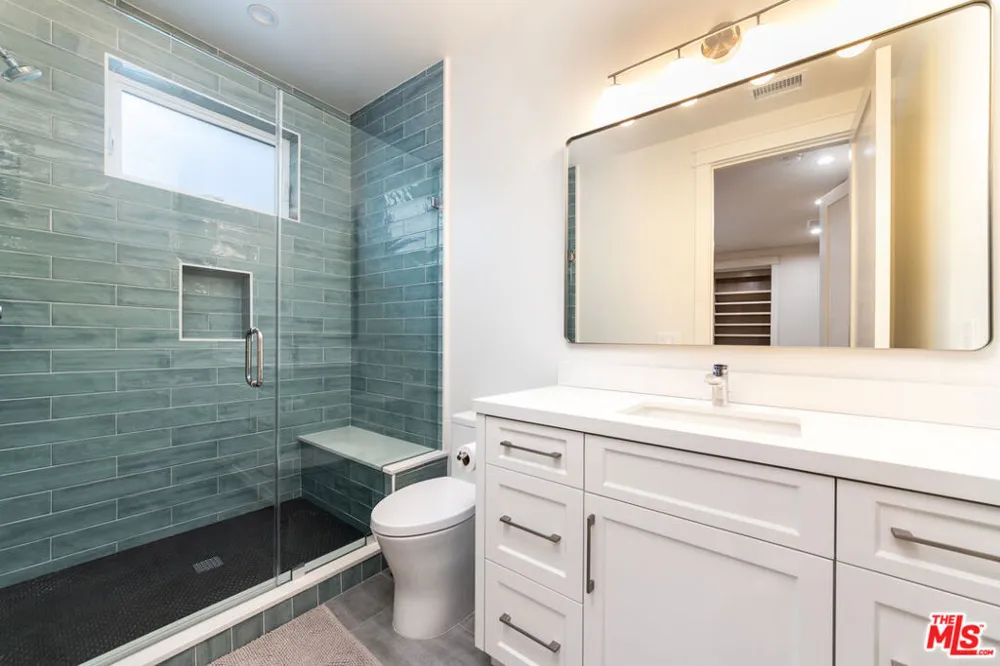 1826 9th Street Manhattan Beach, CA 90266