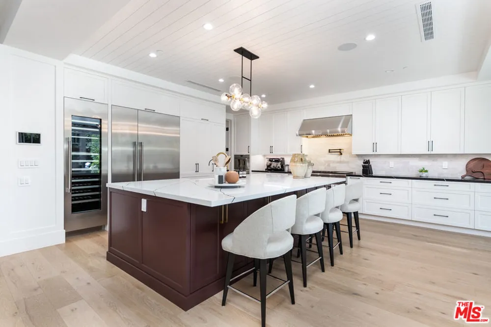 1826 9th Street Manhattan Beach, CA 90266
