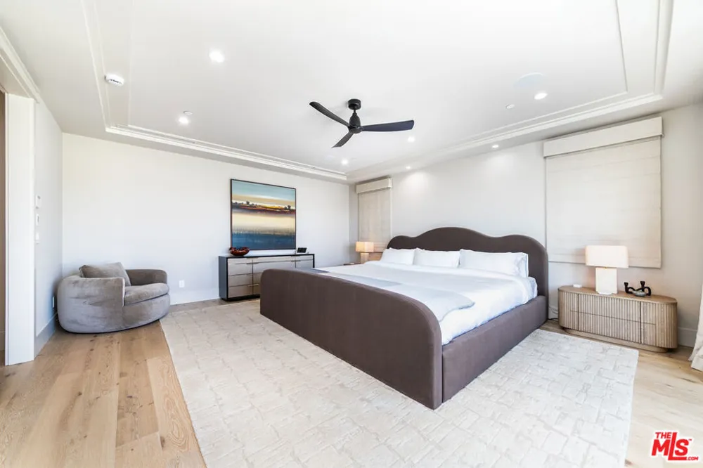 1826 9th Street Manhattan Beach, CA 90266