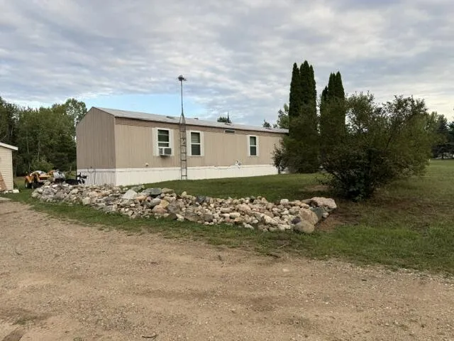 16380 Ritchie Avenue NE Sand Lake, MI 49343
