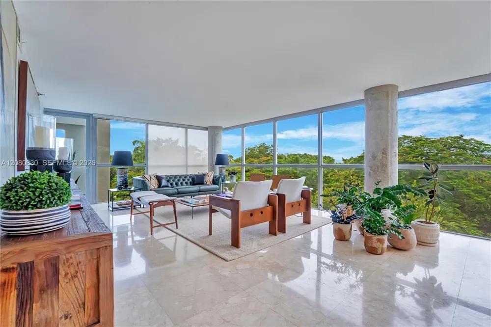2025 Brickell Ave #706 Miami, FL 33129