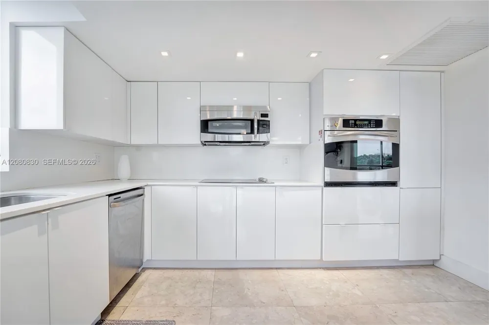 2025 Brickell Ave #706 Miami, FL 33129