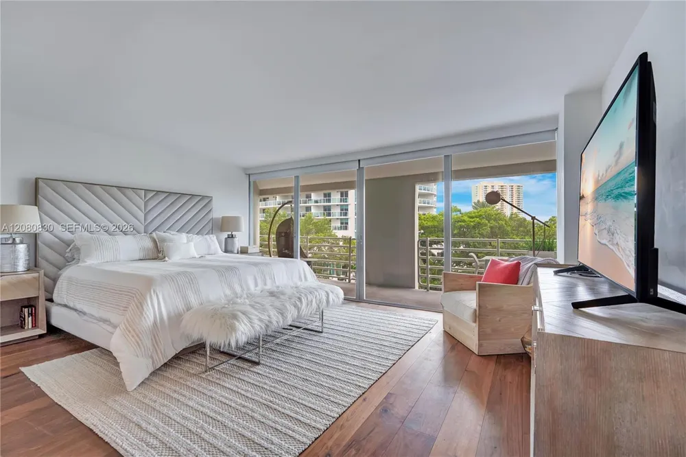 2025 Brickell Ave #706 Miami, FL 33129
