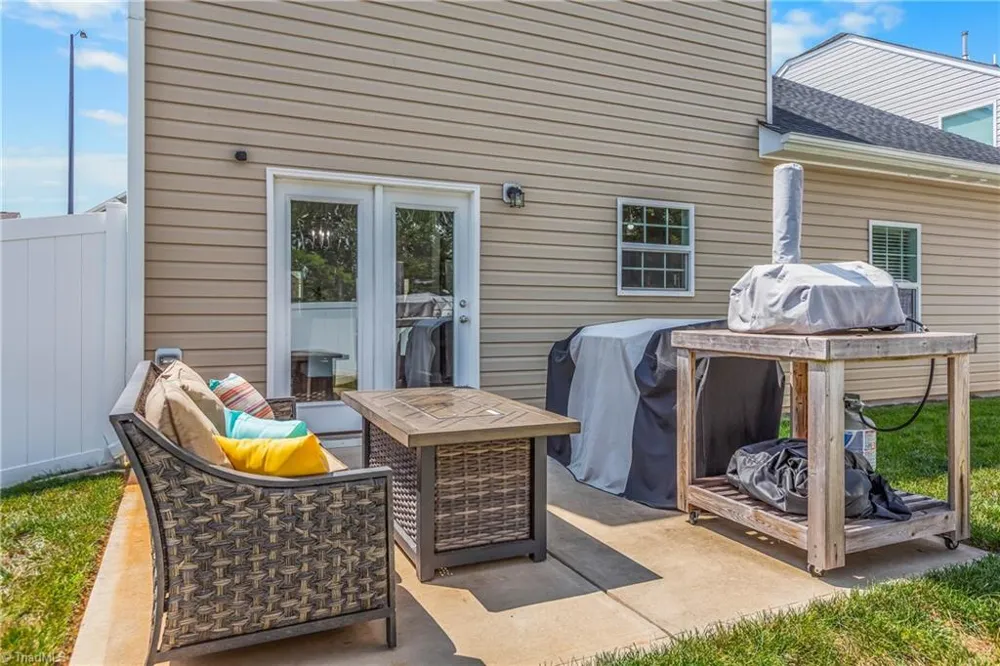 3538 River Farm Drive Kernersville, NC 27284