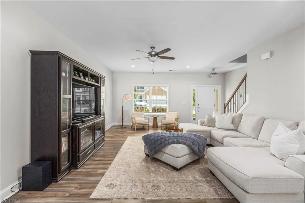 3538 River Farm Drive Kernersville, NC 27284