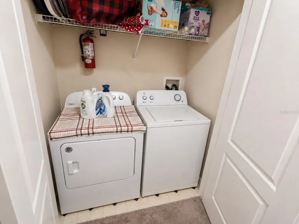 8848 VILLA VIEW CIRCLE #207 Orlando, FL 32821