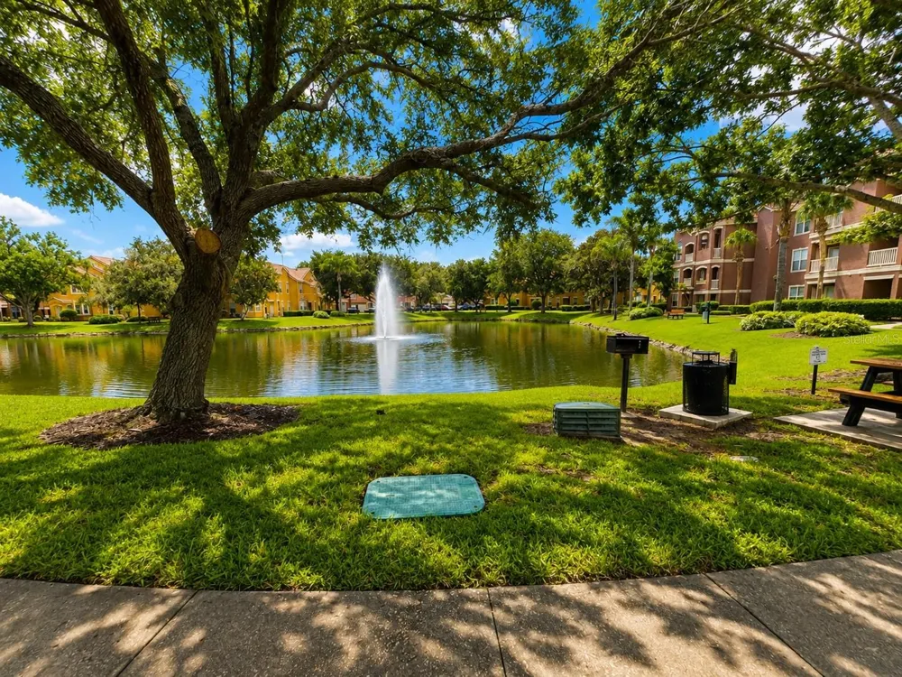 8848 VILLA VIEW CIRCLE #207 Orlando, FL 32821