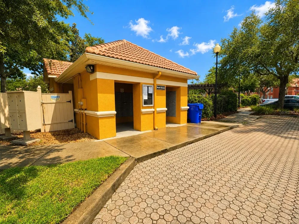 8848 VILLA VIEW CIRCLE #207 Orlando, FL 32821