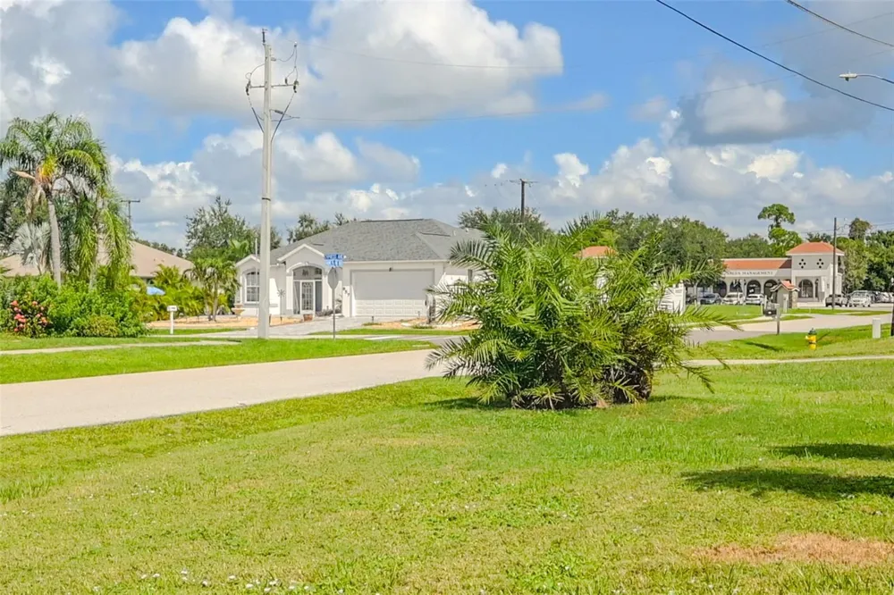 117 HOME PARK ROAD Venice, FL 34285