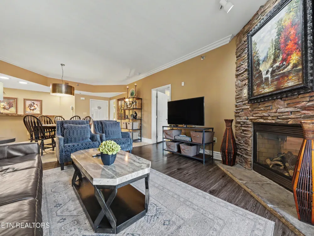 215 Woliss Lane #303 Gatlinburg, TN 37738